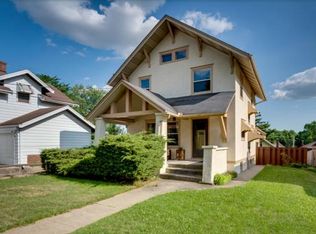2015 2nd Ave, Rockford, IL 61104
