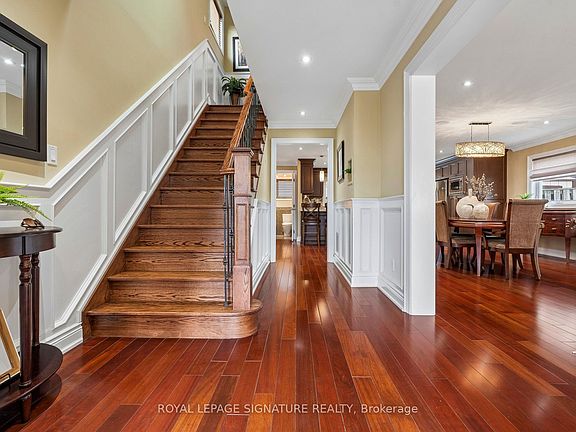5th image of 35 Ranchdale Cres
