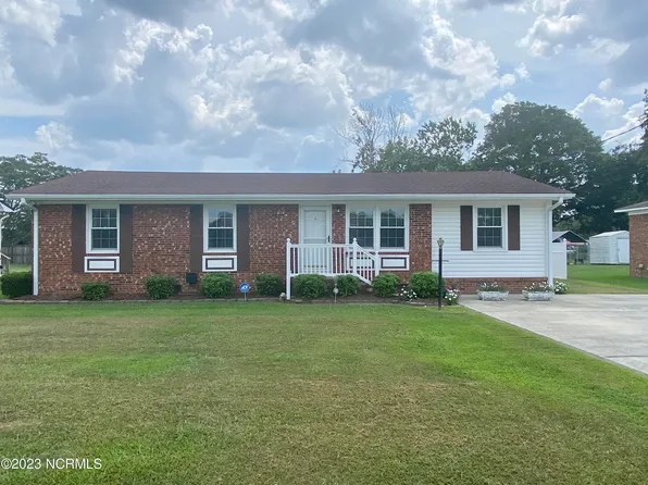 106 Dill Street, Mount Olive, NC 28365