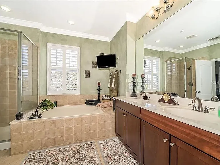 5310 Horton Ln — Photo 20