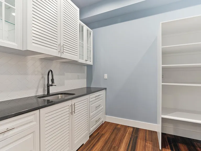 2620 Boston Post Rd #3 — Photo 19