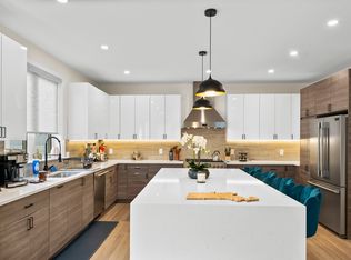 21 Bolton St #2, Waltham, MA 02453