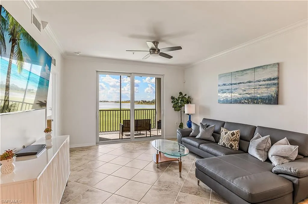 2 bed, 2.0 bath, 1120 sqft, $6,000 — Photo 2