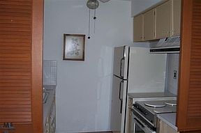 2nd image of 20894 Wildwood Dr APT 216
