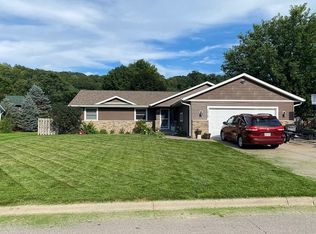 1925 Pinecrest Ave, Holmen, WI 54636