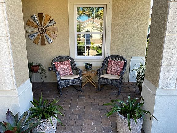 2nd image of 7001 Playa Bella Dr