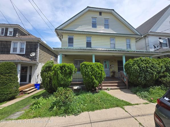 1112 W Elm St