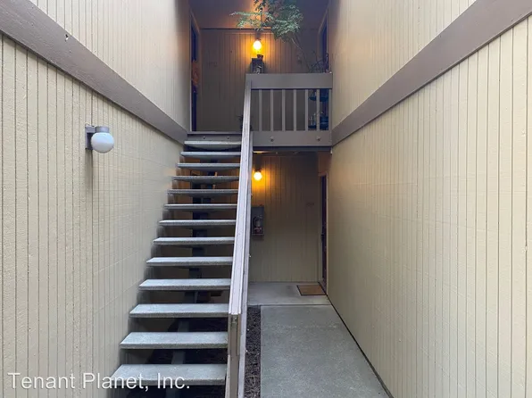 505 Cypress Point Dr Unit 172, Mountain View, CA 94043