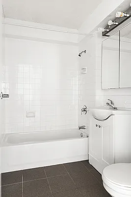 Rented by Compass | media 23