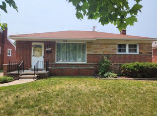 28389 Palmer Blvd, Madison Heights, MI 48071