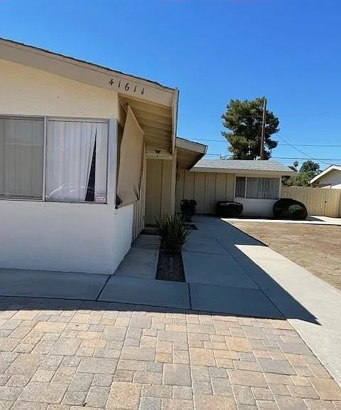 41611 Marine Dr — Photo 16