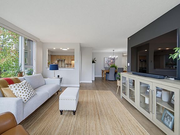 5th image of 3150 Gladwin Rd #204