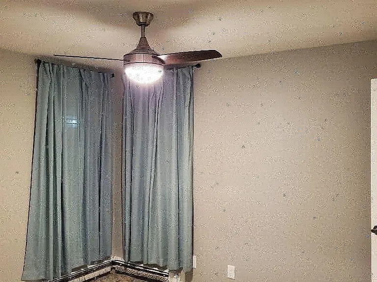421 College Ave #105 — Photo 4