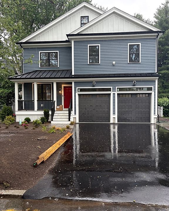 2nd image of 240 Ridge St
