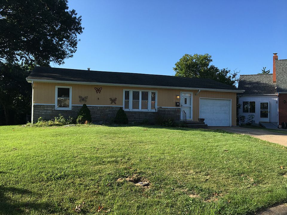 2nd image of 112 Church Pl