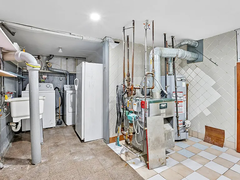 18 Patterson St — Photo 41