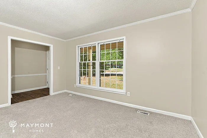 3 bed, 1.0 bath, 1275 sqft, $1,645 — Photo 4