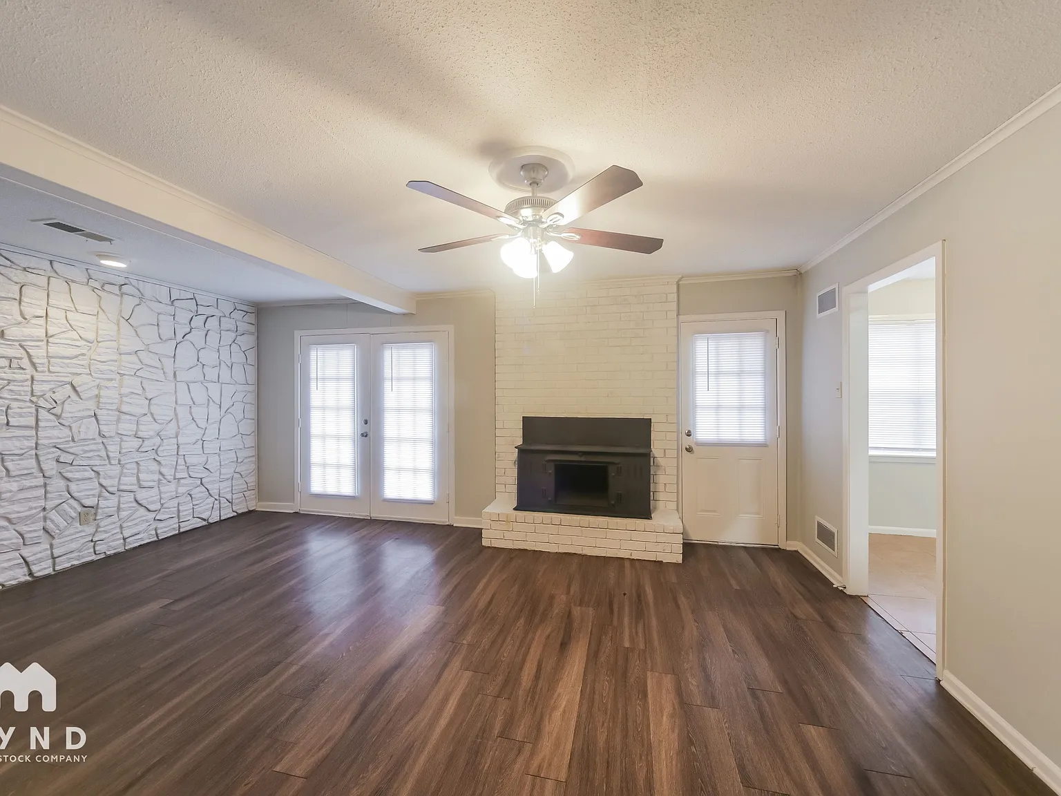 3 bed, 2.5 bath, 1677 sqft, $1,535 — Photo 4