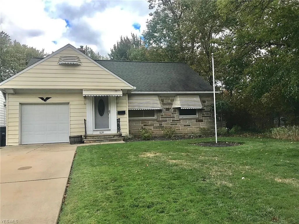 1635 Brainard Rd photo 1