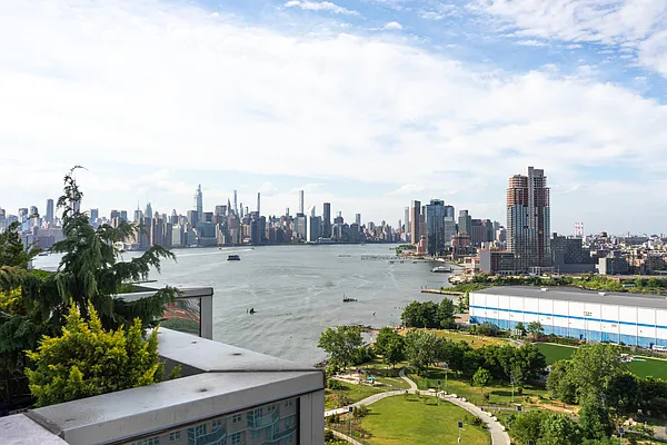 Rented by Douglas Elliman | media 20