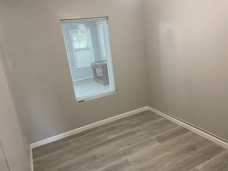 2242 Piedmont Pl — Photo 21