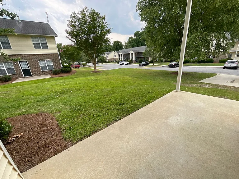 Meridian Park Apartments — Photo 200
