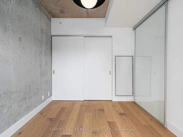 11 Charlotte St #507 — Photo 10