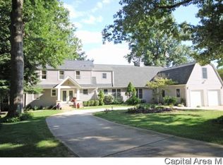 1516 W Lake Shore Dr, Springfield, IL 62712