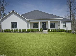 134 Crestview Dr, Hot Springs, AR 71913