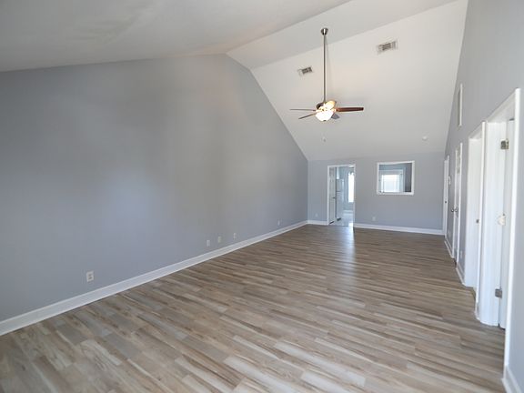 2nd image of 104 Karima Cir