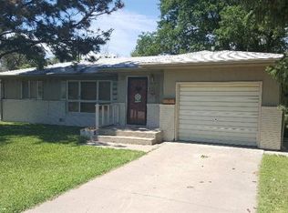 1009 N 2nd St, Garden City, KS 67846