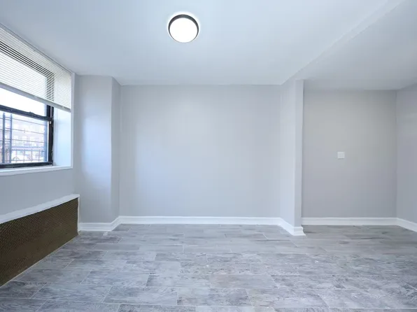 2922 Nostrand Avenue image 2 of 10