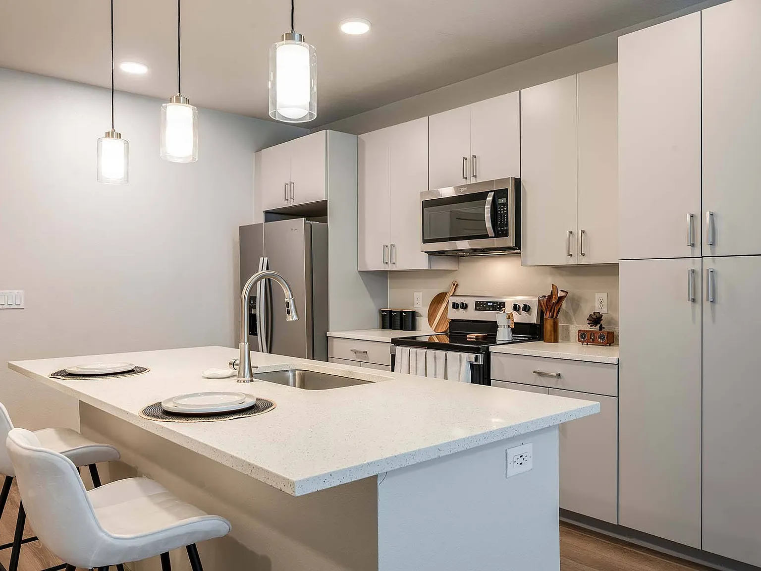 Madison Pointe Apartments — Photo 3