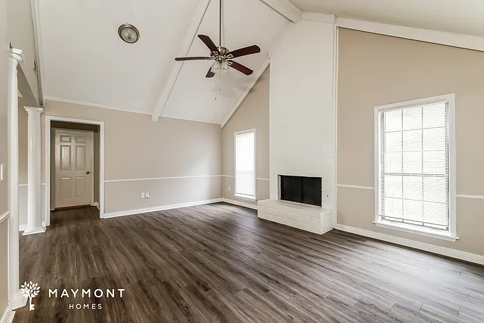 103 Hunts Ln — Photo 3