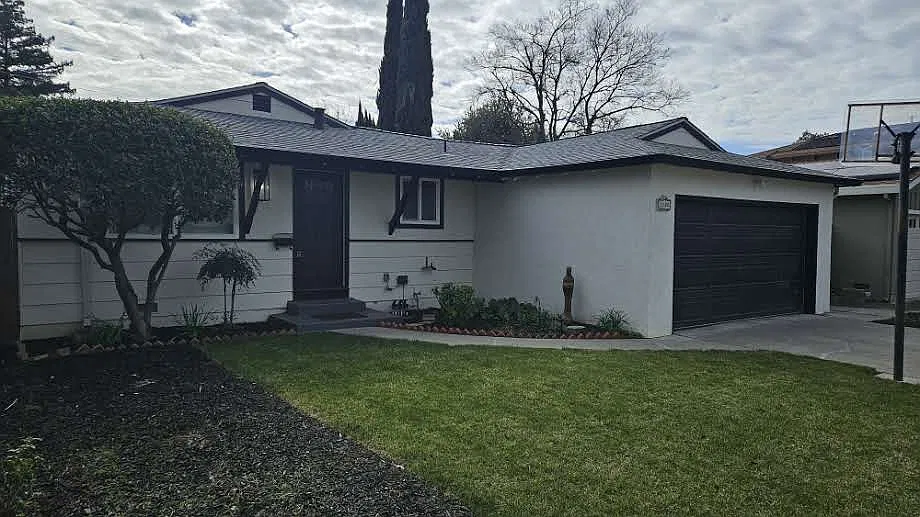 3 bed, 1234 sqft, $2,688 — Photo 4