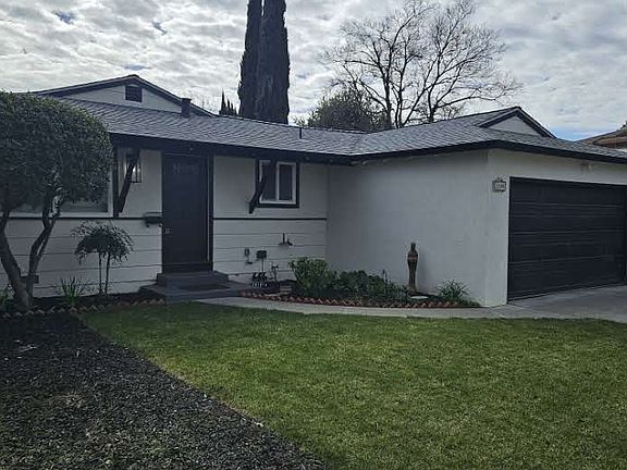 4th image of 1208 Spruce Ln