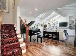 225 Hartnell Pl, Sacramento, CA 95825