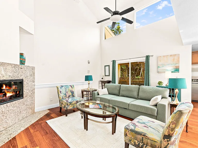 3843 Riviera Dr #3 — Photo 36