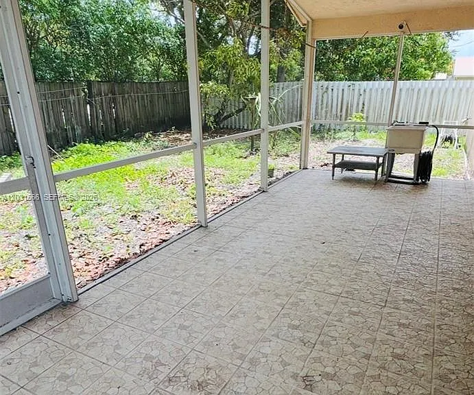 10420 SW 24th Ct — Photo 13