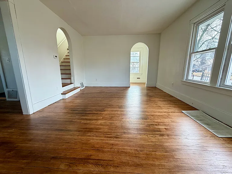 3403 Rust Ave — Photo 3