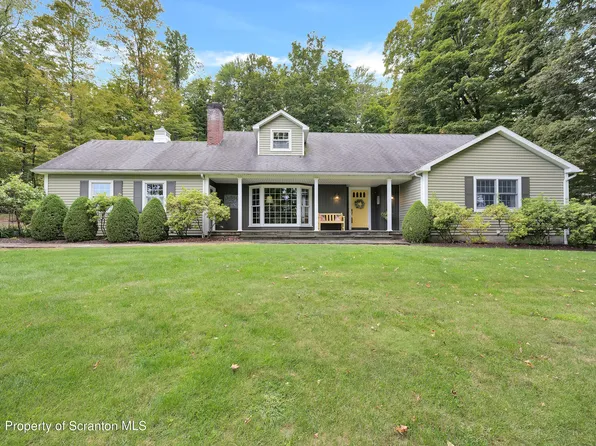 510 Clinton St, Waverly, PA 18471
