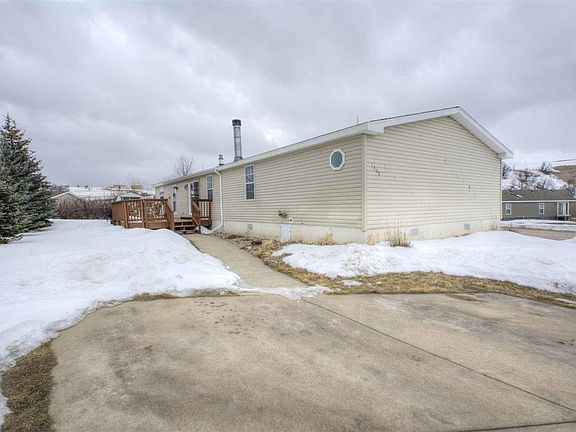 2nd image of 1309 Foothills Dr