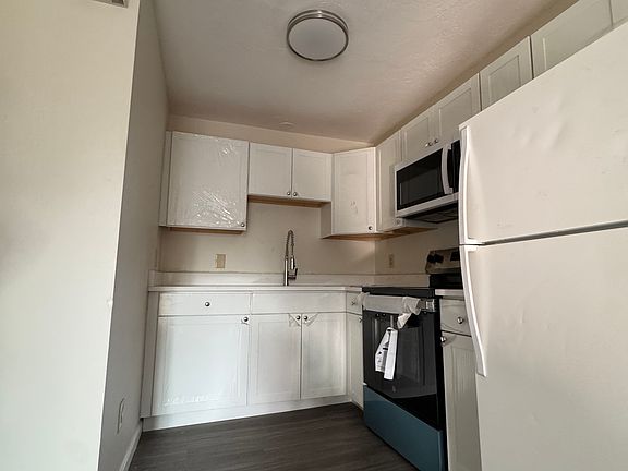2nd image of 79 Summer St APT 2