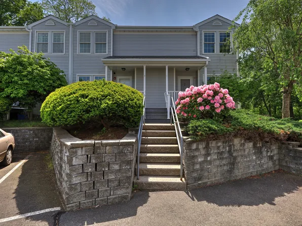 3 Greenview Lane #3, Milford, CT 06461