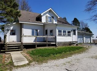 335 E 800 North Rd, Milmine, IL 61855