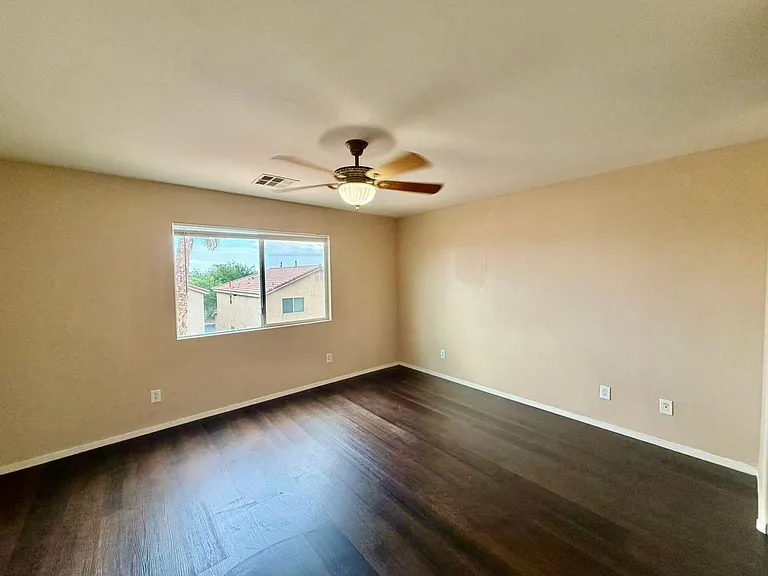 6068 Laughing Creek St — Photo 21