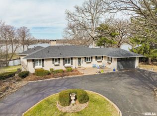 33 Oak Ln, Springfield, IL 62712