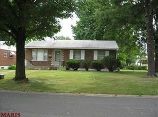 4138 Debra Ct, Saint Louis, MO 63123