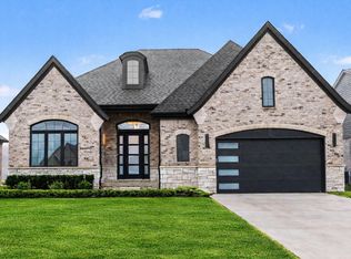 13970 Quail View Dr, Washington, MI 48094