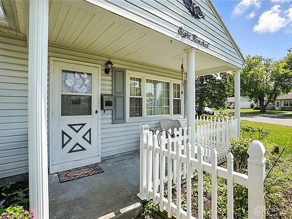 4th image of 800 Spartan Ave